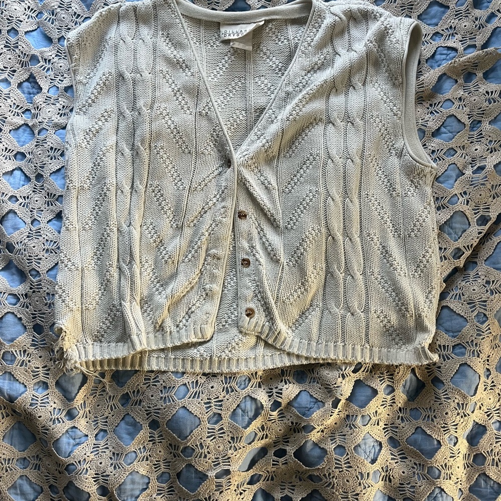NOT FOR SALE DO NOT BUY Elegant Cream Cable Knit Cardigan Vest